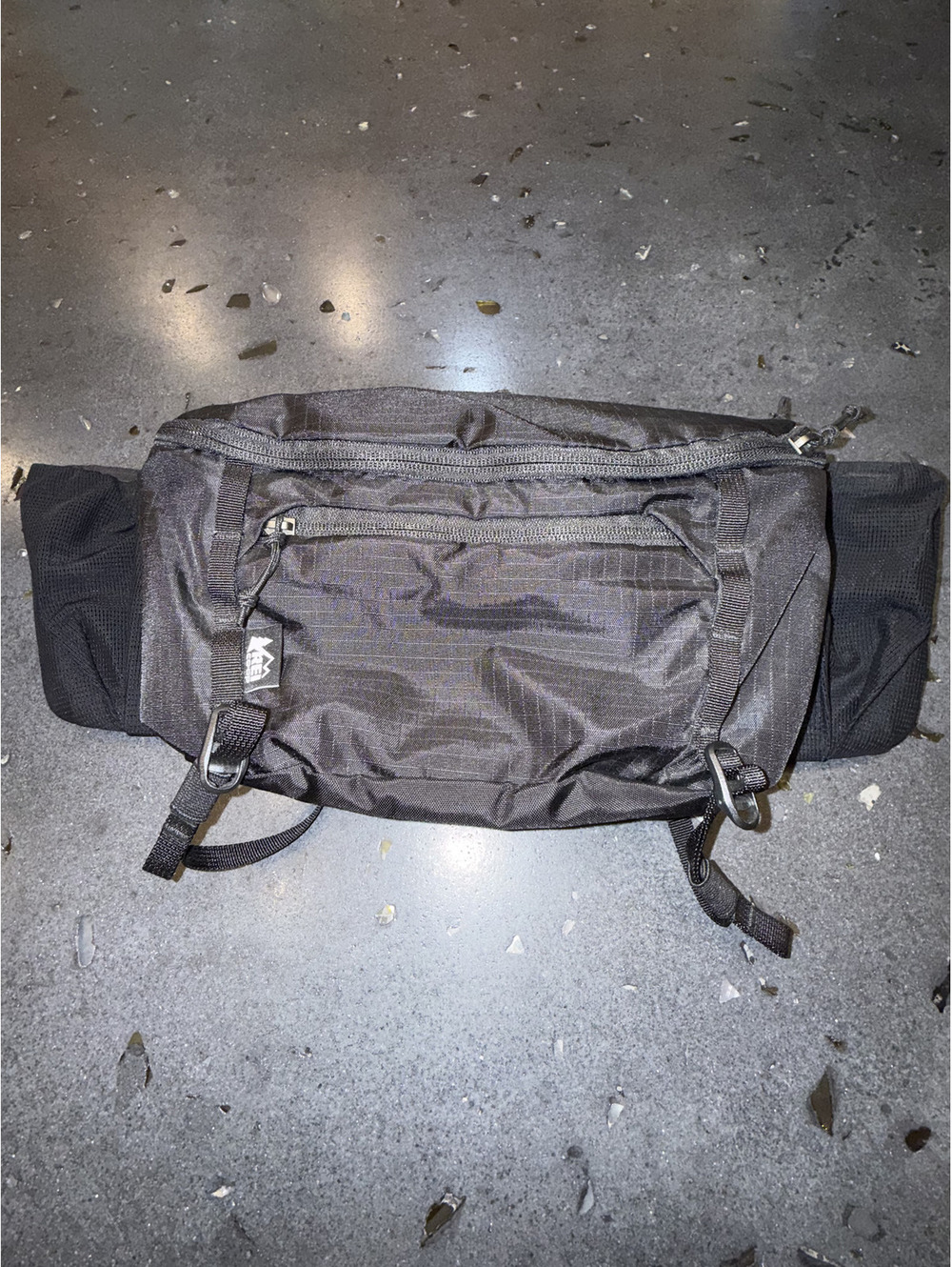 Black waist pack bag